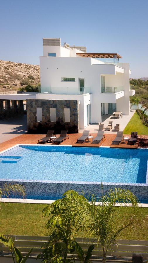 Sea Pearl Beachfront Villas - Breeze Aya Napa Dış mekan fotoğraf