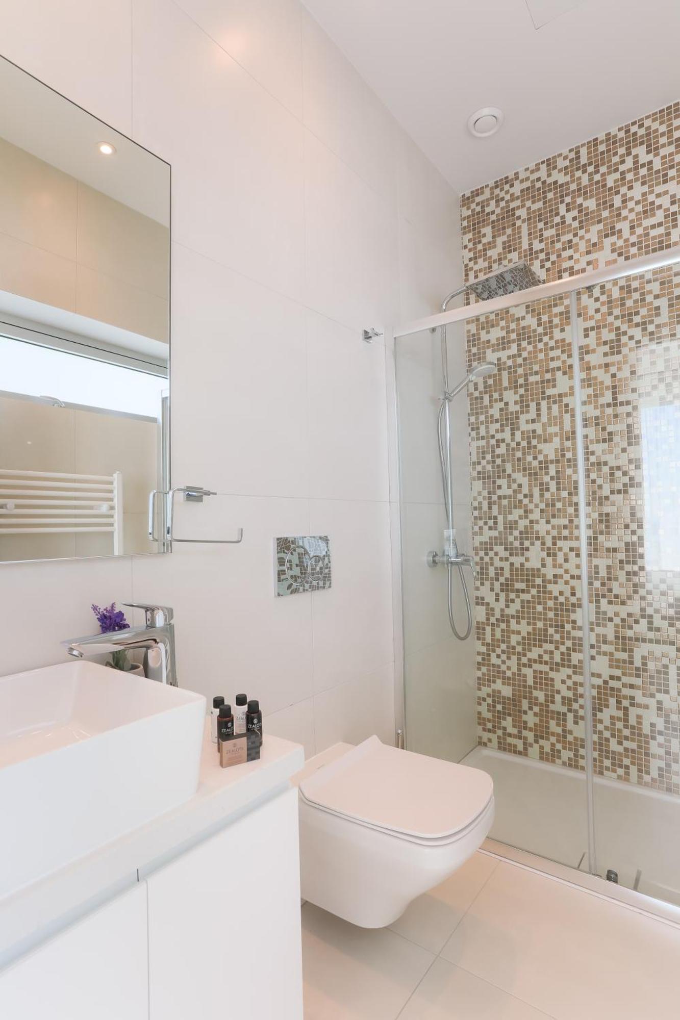 Sea Pearl Beachfront Villas - Breeze Aya Napa Dış mekan fotoğraf